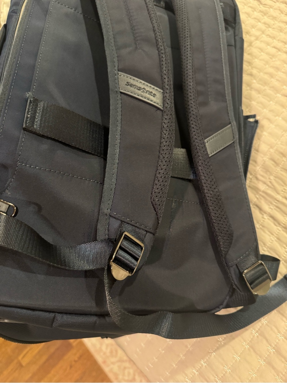 Samsonite NWOT!!! Navy Blue Women's Travel Backpack - Picture 5 of 10